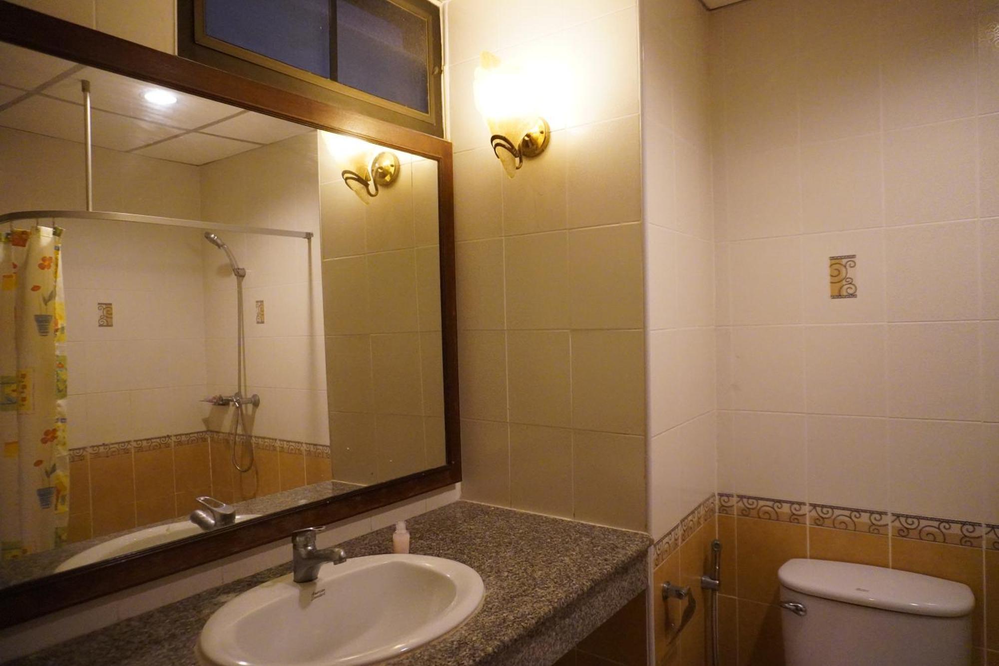 Centre Point Nanai Hotel Patong Exterior photo